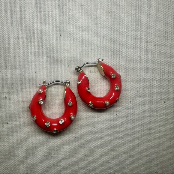 Harper Ray Pop Art Maximalist Coral-Tone 1”Hoop Earrings w Rhinestones & Pearls - Picture 2 of 3